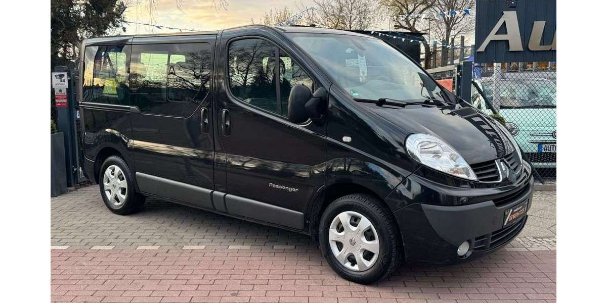 Renault Trafic 177.546 km 10.990 &euro; Berlin 13127