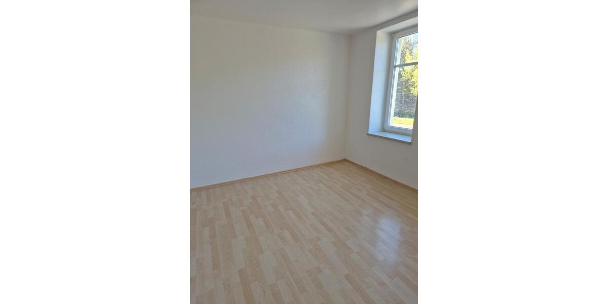Erdgeschoßwohnung Olbernhau - 4 Zimmer, 62 m&sup2;, 450&euro; | Angebot:26380118