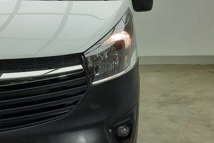 Opel Vivaro 149.879 km 12.999 &euro; Aschheim 85609