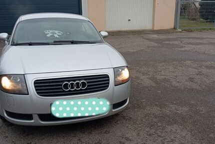 Audi TT 213.000 km 2.950 &euro; Mannheim 68309