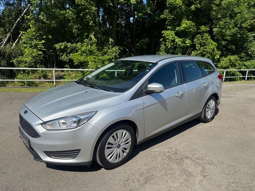 Ford Focus 179.200 km 6.499 € Auerbach 08209