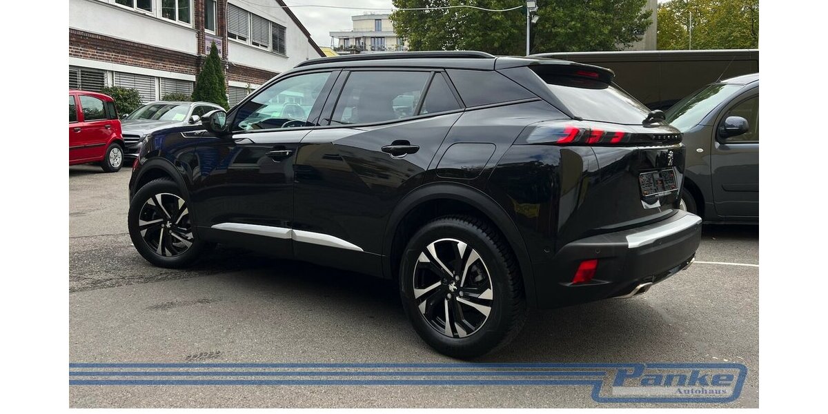 Peugeot 2008 GT 155 EAT8*Pano*LED*360°*TotWinkel*NAV* 36.726 km 20.990 € Berlin 13187
