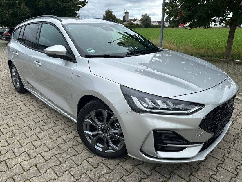 Ford Focus 20.000 km 24.990 € Dinkelscherben 86424