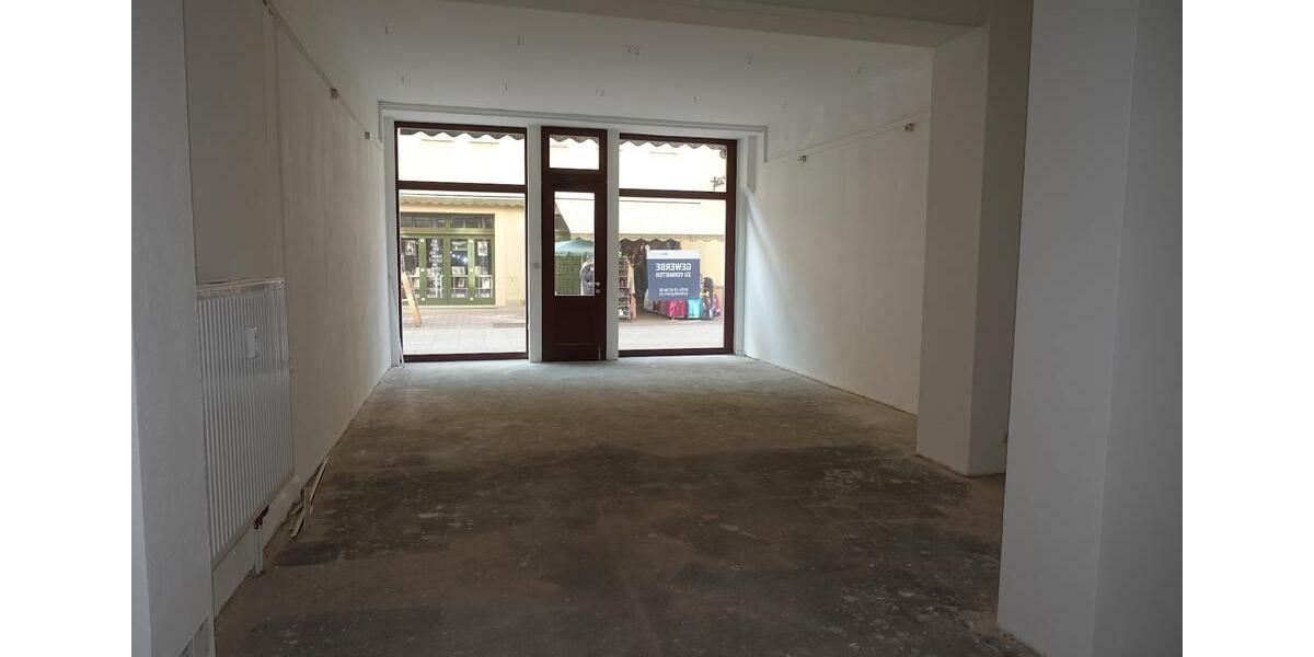 Ladengeschäft in Fußgängerzone zimmer