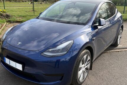 Tesla Model Y 32.265 km 37.500 &euro; Moers 47445