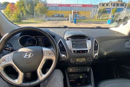 Hyundai ix35 165.000 km 7.800 &euro; Wuppertaler 42275