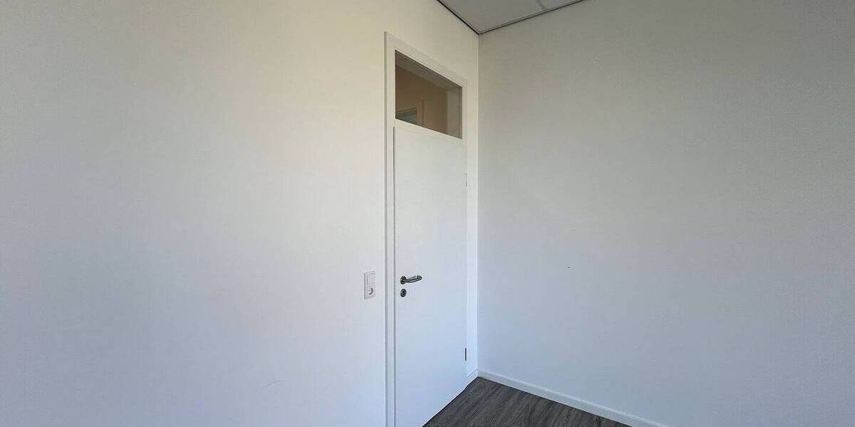 Gewerbeobjekt Kranenburg Nütterden - 4 Zimmer, 187 m&sup2;, 1.919&euro; | Angebot:23965603