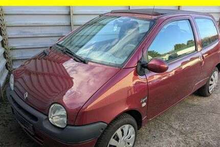 Renault Twingo 198.301 km 850 &euro; Lübeck 23556