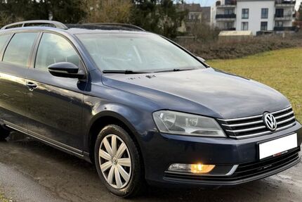 VW Passat 382.456 km 3.850 &euro; Frankfurt Am Main 60386