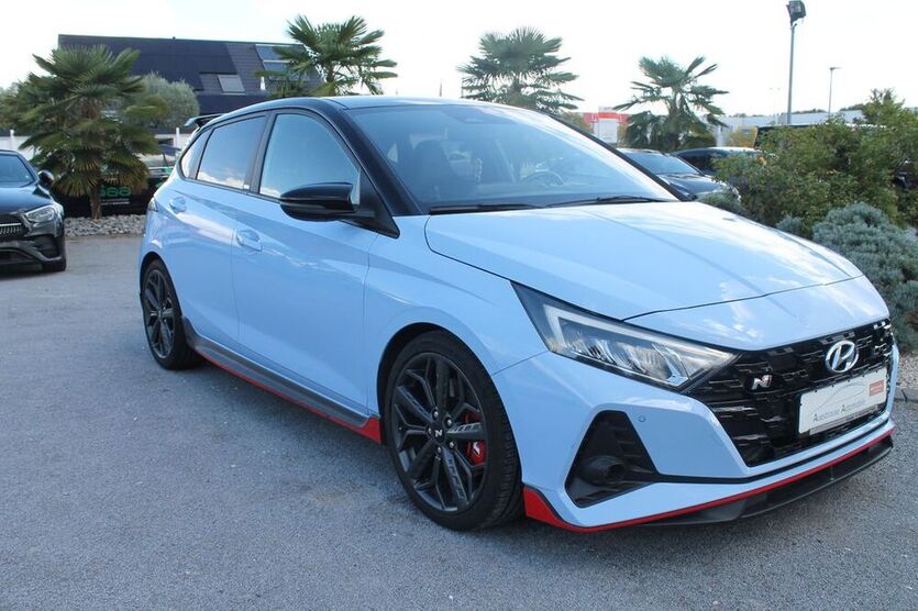 i20