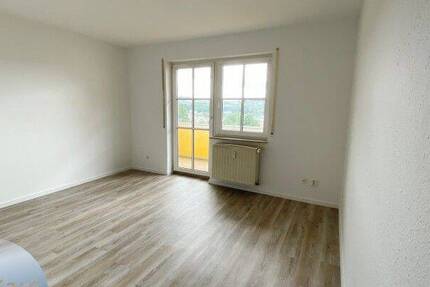 Wohnung Plauen Stadtmitte - 2 Zimmer, 47 m&sup2;, 320&euro; | Angebot:26879639