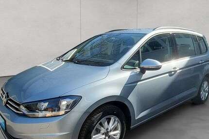 VW Touran 5.710 km 31.990 &euro; Rendsburg 24768