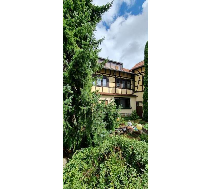 Haus zum Kaufen in Nottertal 190.000 € 250 m²