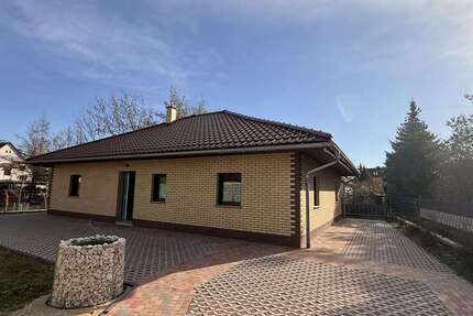 Haus Teutschenthal - 3 Zimmer, 110 m&sup2;, 1.500&euro; | Angebot:25602502