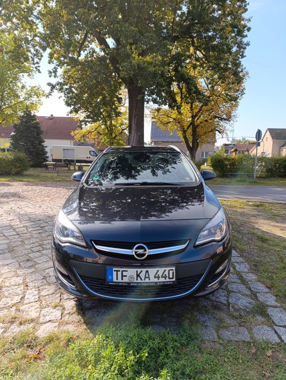 Opel Astra 228.608 km 5.500 € Trebbin 14959