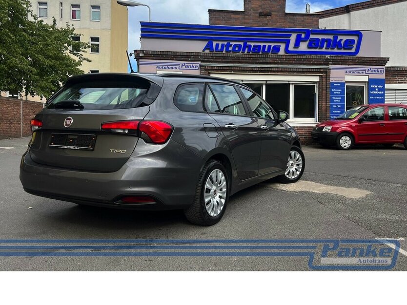 Fiat Tipo 1.4 T-Jet Easy*AHK*SHZ*Klima*NAV*LED*BT* 131.411 km 8.990 € Berlin 13187