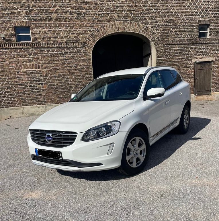 Volvo XC60 161.107 km 16.500 € Bergkamen 59192