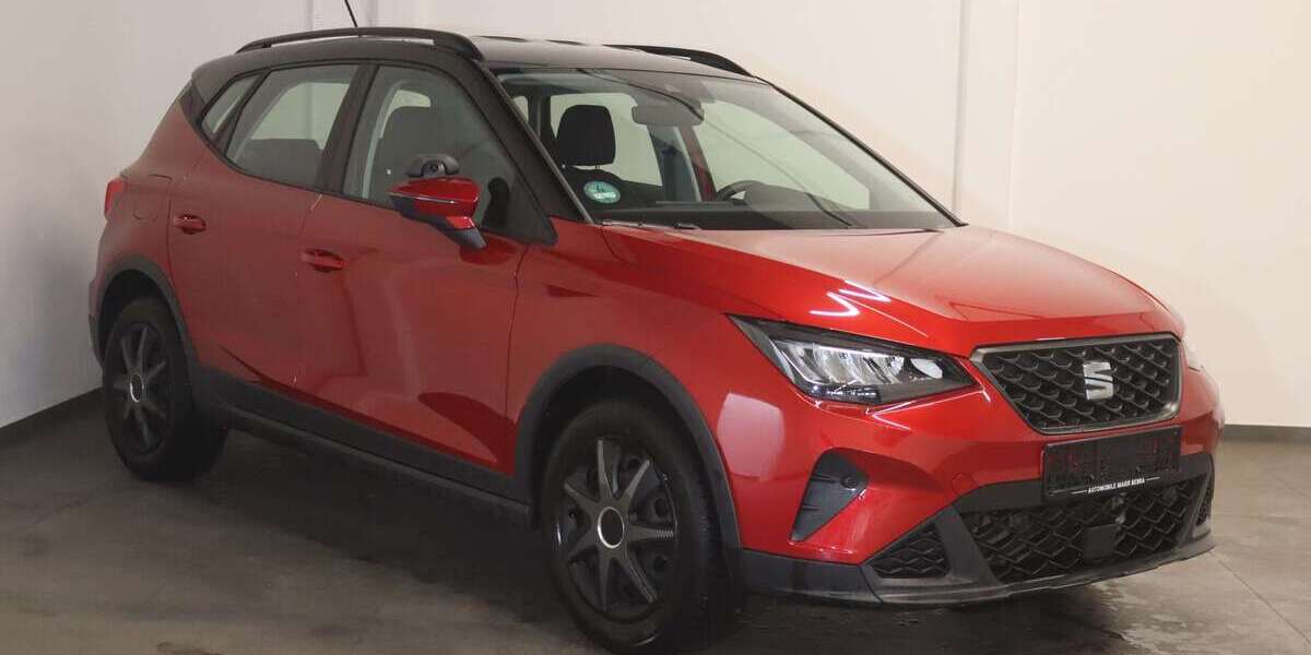 Seat Arona 24.900 km 15.800 &euro; Bebra 36179