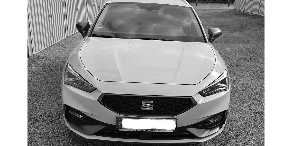 Seat Leon 72.500 km 19.300 &euro; Bautzen 02625