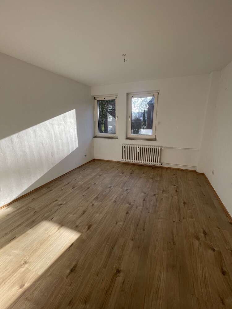 Wohnung zum Mieten in Gelsenkirchen 470 € 63.9 m²