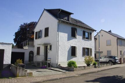 Haus Bobenheim-Roxheim Roxheim - 9.5 Zimmer, 275 m&sup2;, 519.000&euro; | Angebot:26972446