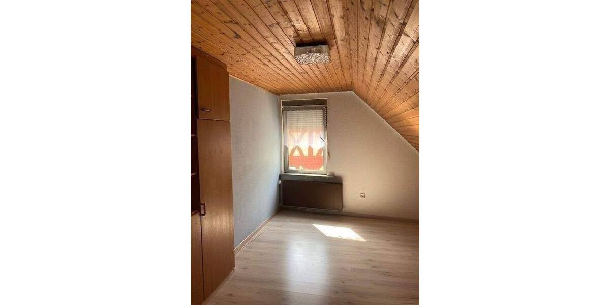 Mehrfamilienhaus, Wohnhaus Zell a. Main - 9 Zimmer, 229 m&sup2;, 365.000&euro; | Angebot:26804779