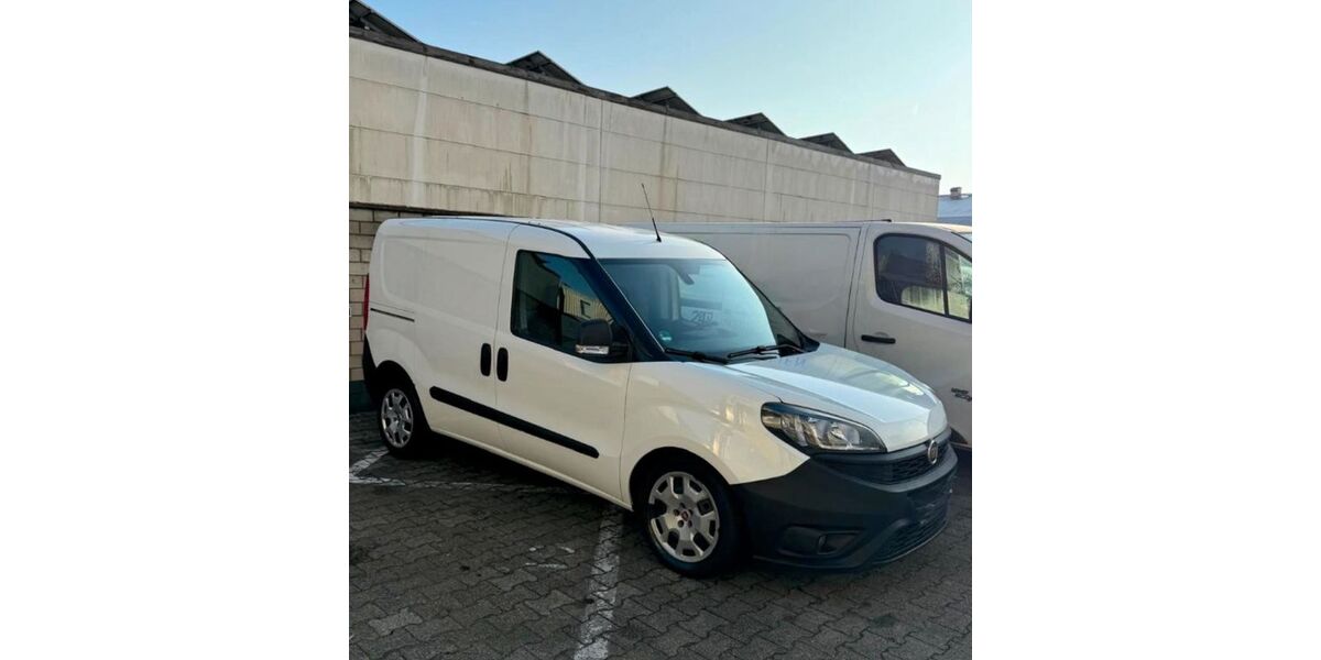 Fiat Doblo 135.000 km 6.750 &euro; Oberhausen 46049