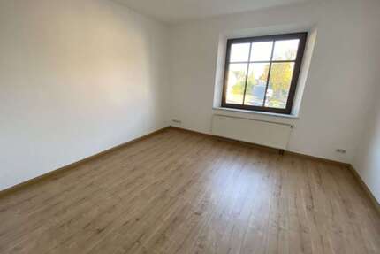 Wohnung zum Mieten in Dommitzsch 280 € 55.91 m²