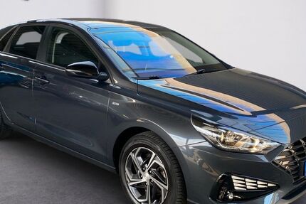 Hyundai i30 47.212 km 18.990 &euro; Husum 25813