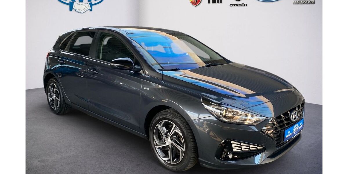 Hyundai i30 47.212 km 18.990 &euro; Husum 25813