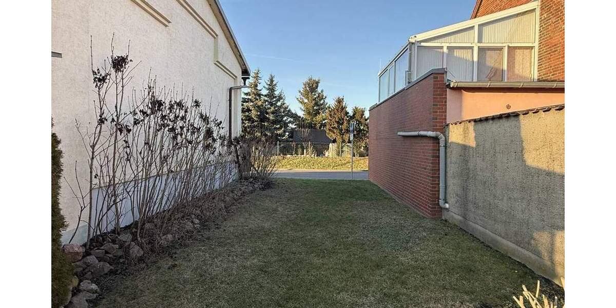 Grundstück Bitterfeld-Wolfen Rödgen - 89.000&euro; | Angebot:24725209