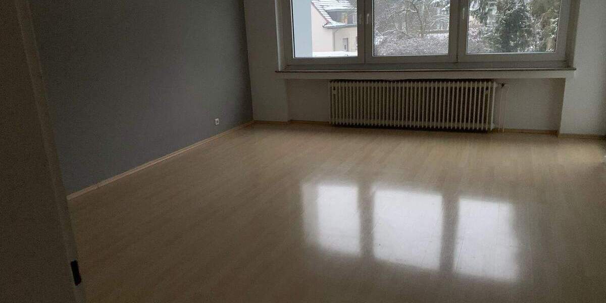 Etagenwohnung Solingen Solingen-Mitte - 3 Zimmer, 77 m&sup2;, 654&euro; | Angebot:24544719