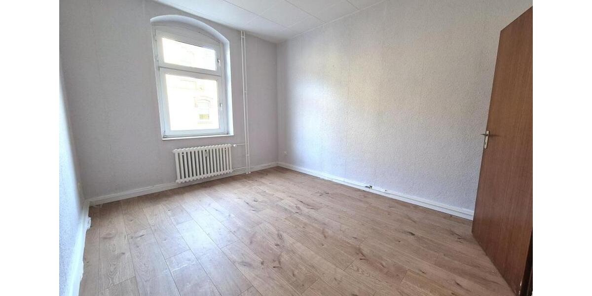 Etagenwohnung Duisburg Hamborn - 4 Zimmer, 94 m&sup2;, 655&euro; | Angebot:26300948