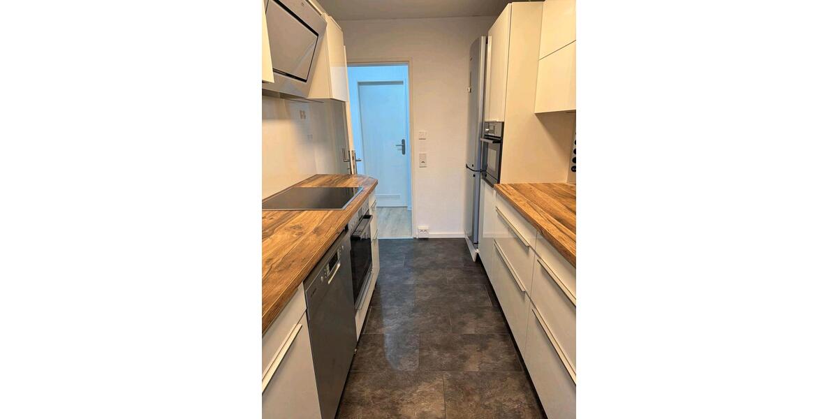 Helle 3,5 Zimmer-Wohnung mit Balkon und Stellplatz in Marbach a.N 3.5 zimmer