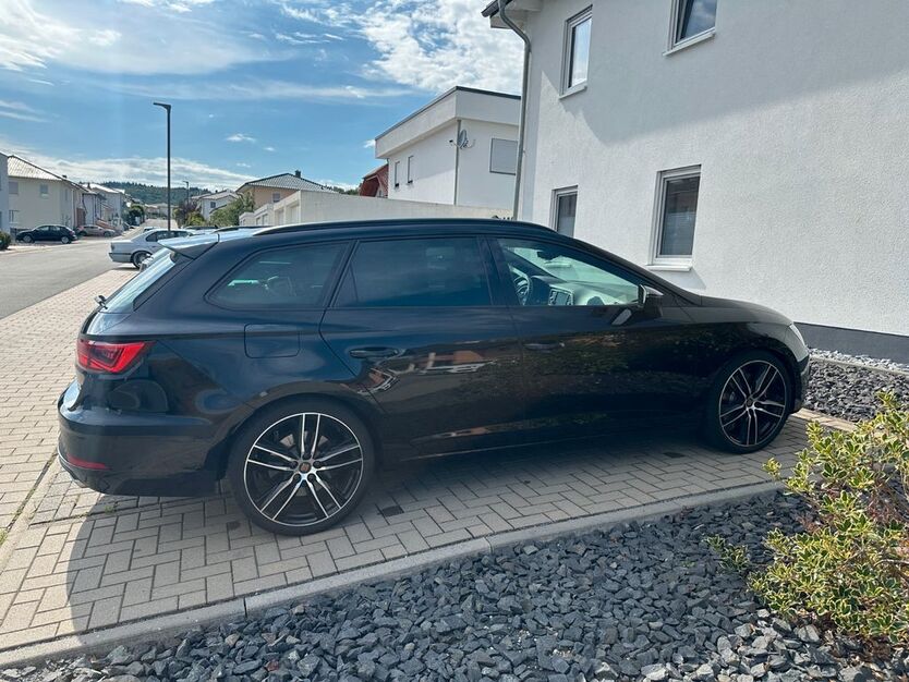 Seat Leon 79.500 km 23.900 € Löhnberg 35792