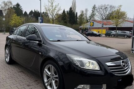 Opel Insignia 253.000 km 3.999 &euro; Hamburg 22147