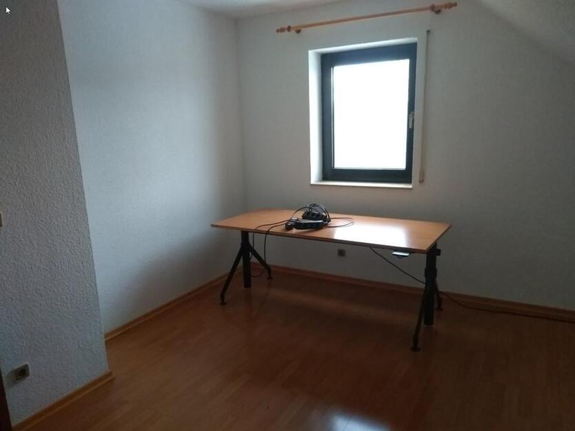 Zimmer für Studentin oder Azubi in Frauen Wohngemeinschaft (WG)