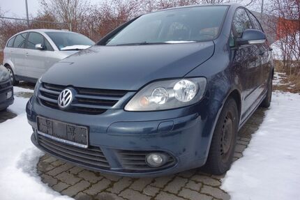 VW Golf 163.000 km 1.490 &euro; Hof 95030