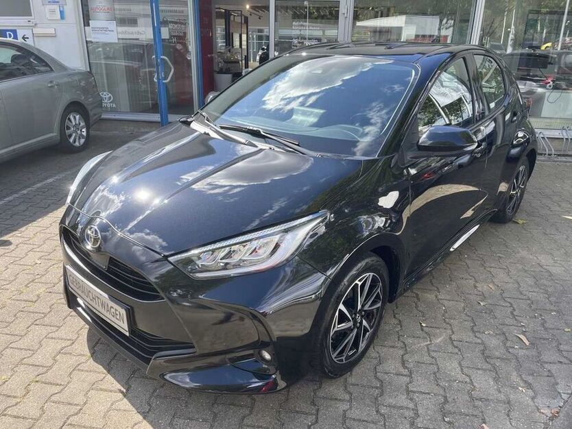 Yaris