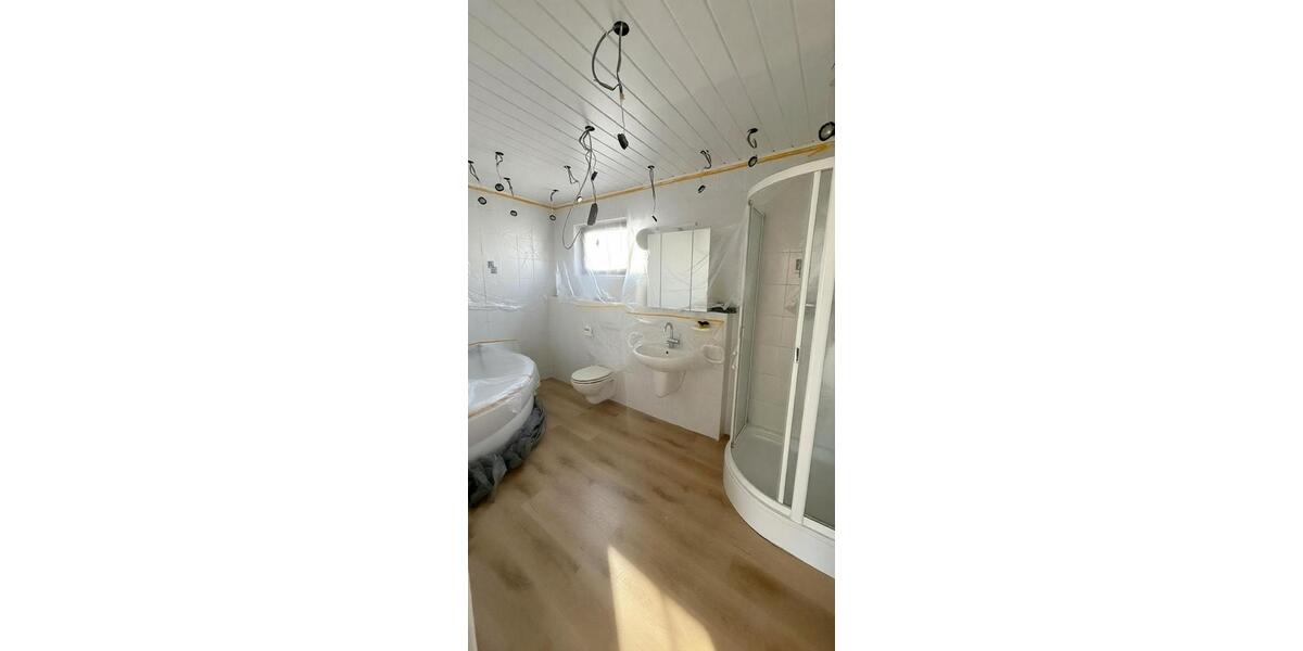 Einfamilienhaus Sinn - 6 Zimmer, 169 m&sup2;, 1.250&euro; | Angebot:25329094