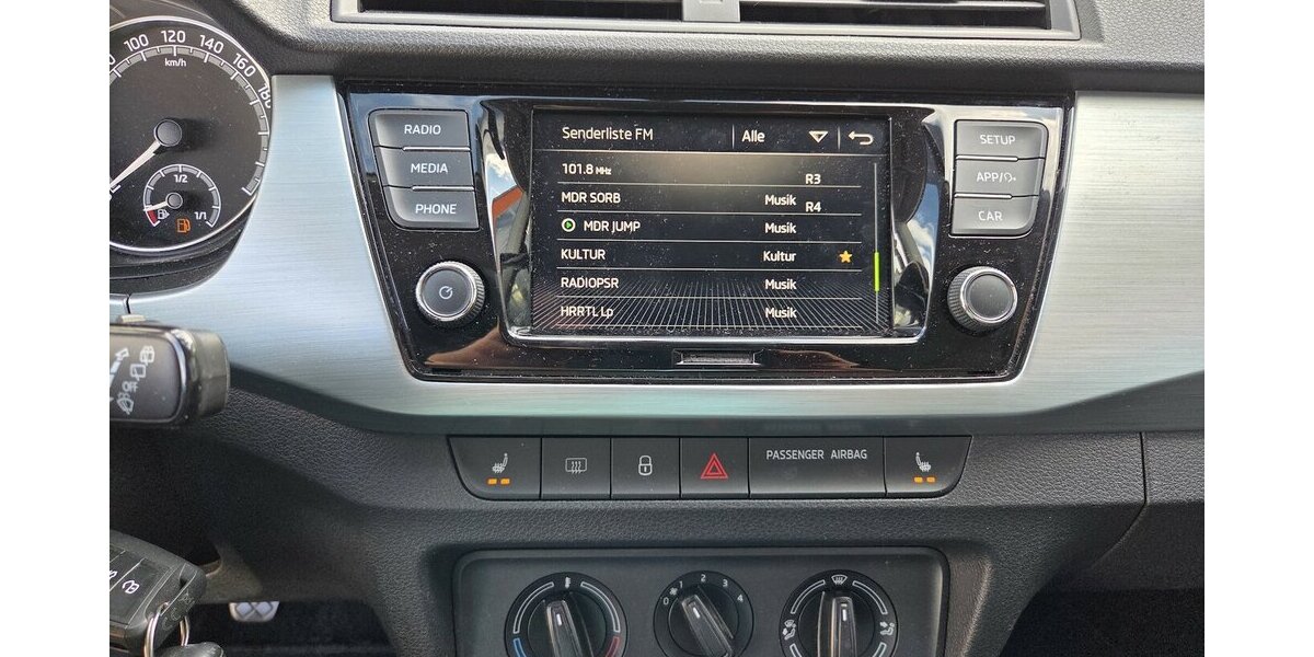Skoda Fabia 1.0 TSI Car-Play/Android-Auto/Kamera 90.145 km 7.950 &euro; Wilsdruff 01723