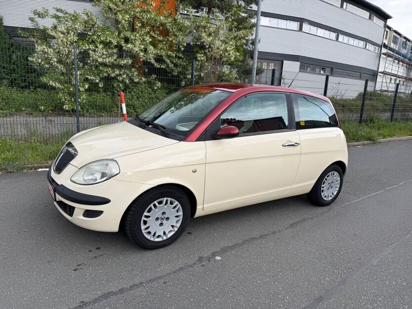 Ypsilon
