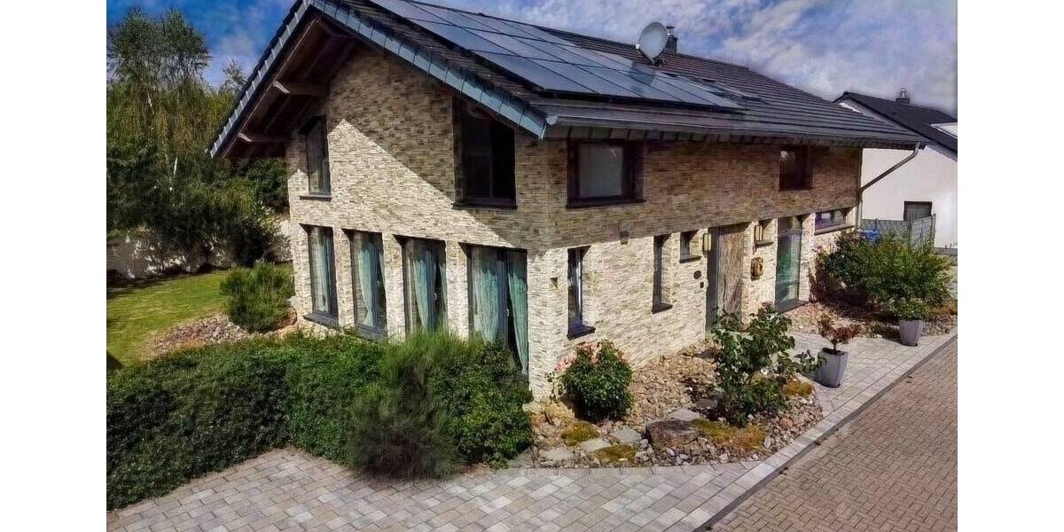 Repräsentatives Architektenhaus, das höchsten Wohnkomfort und nachhaltige Energieeffizienz vereint 6 zimmer