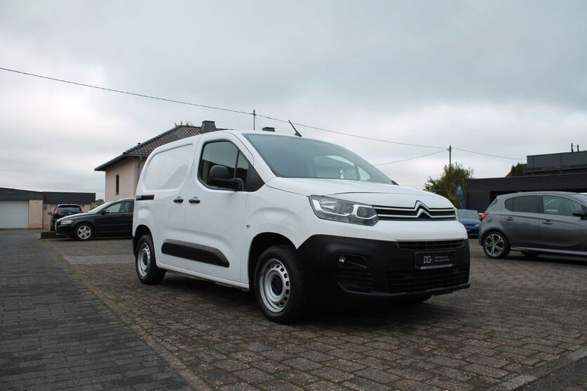 Citroen Berlingo 124.014 km 10.650 € Badem 54657