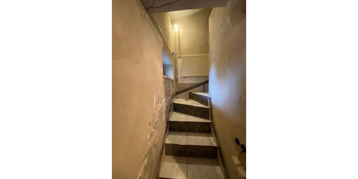 Reihenendhaus Zwönitz - 6 Zimmer, 120 m&sup2;, 125.000&euro; | Angebot:19284017