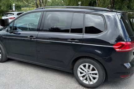 VW Touran 141.255 km 17.990 &euro; Menden 58706