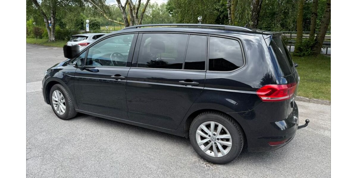 VW Touran 141.255 km 17.990 &euro; Menden 58706