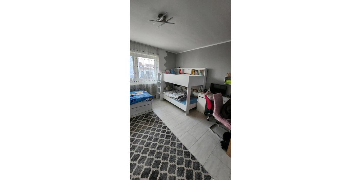 Erdgeschoßwohnung Tegernheim - 3 Zimmer, 86 m&sup2;, 360.000&euro; | Angebot:26018420