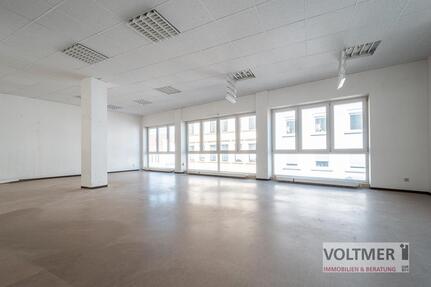 IM ZENTRUM - Ladenlokal in Neunkirchen-City!