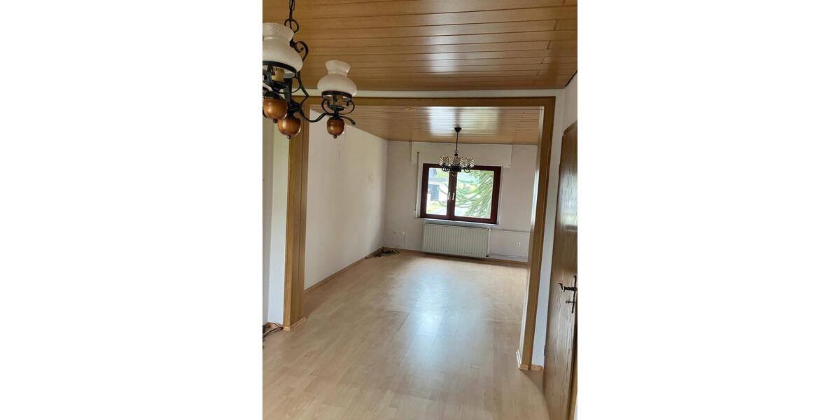 Reihenhaus Düren Mariaweiler-Hoven - 7 Zimmer, 115 m&sup2;, 250.000&euro; | Angebot:26544760
